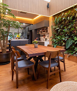 Dining fit-out